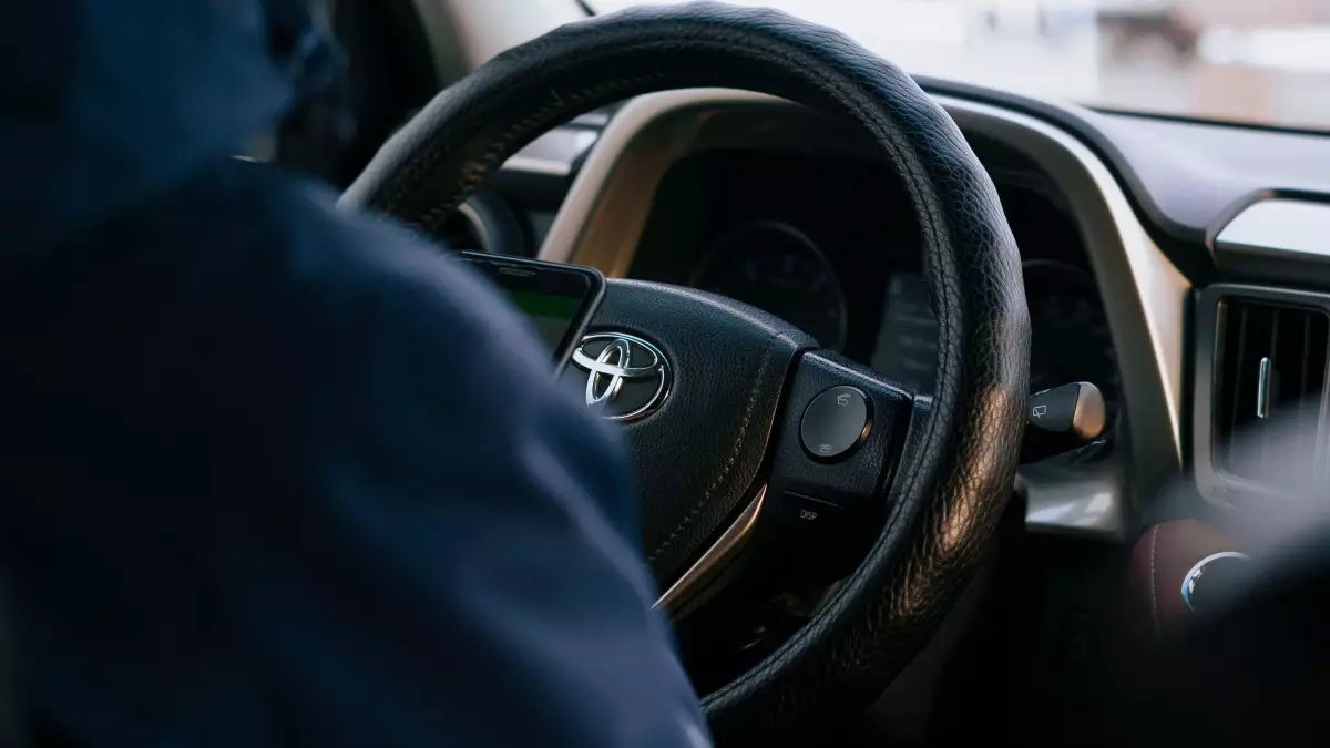 «Исправление» VIN-кода: почему казахстанским автовладельцам важно не попасть в уголовную ловушку