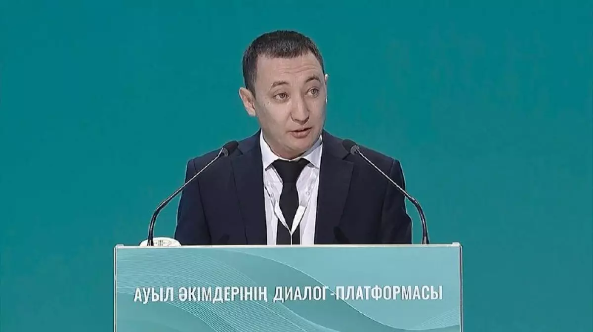 Аким Танирбергенского округа призвал пересмотреть полномочия сельских акимов