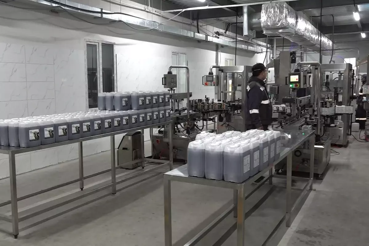 Безотходное и экологичное производство: в Алматы создают кормовые добавки и удобрения