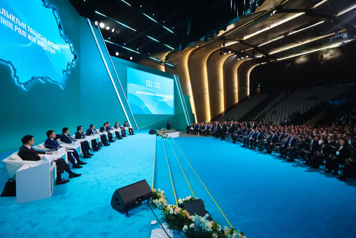 Сельские акимы и члены правительства встретились на платформе «AMANAT»