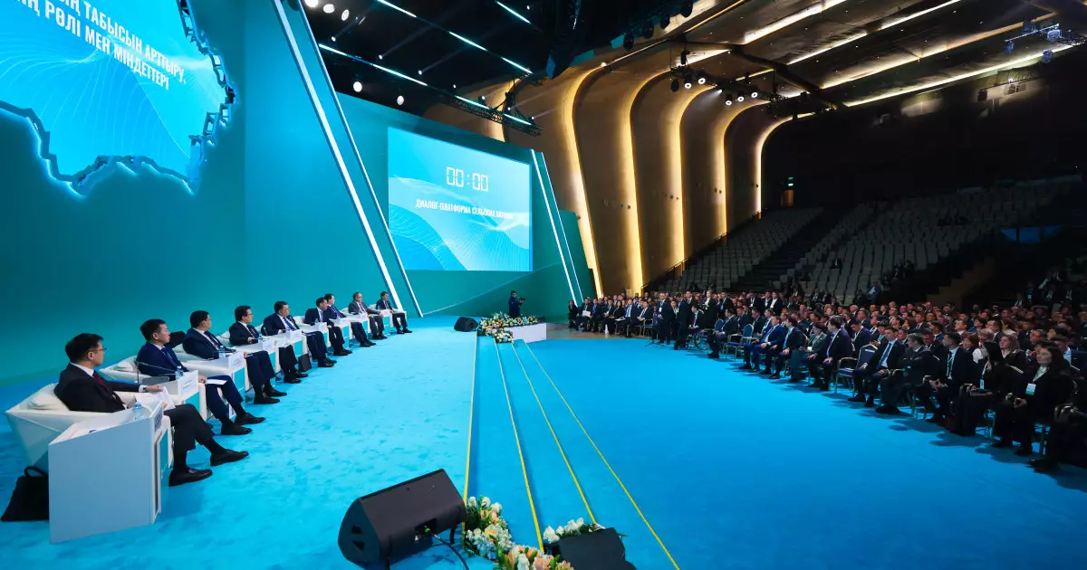   Ауыл әкімдері қатысқан панельдік сессияда халықтың осал топтарын қолдау мәселесі талқыланды   