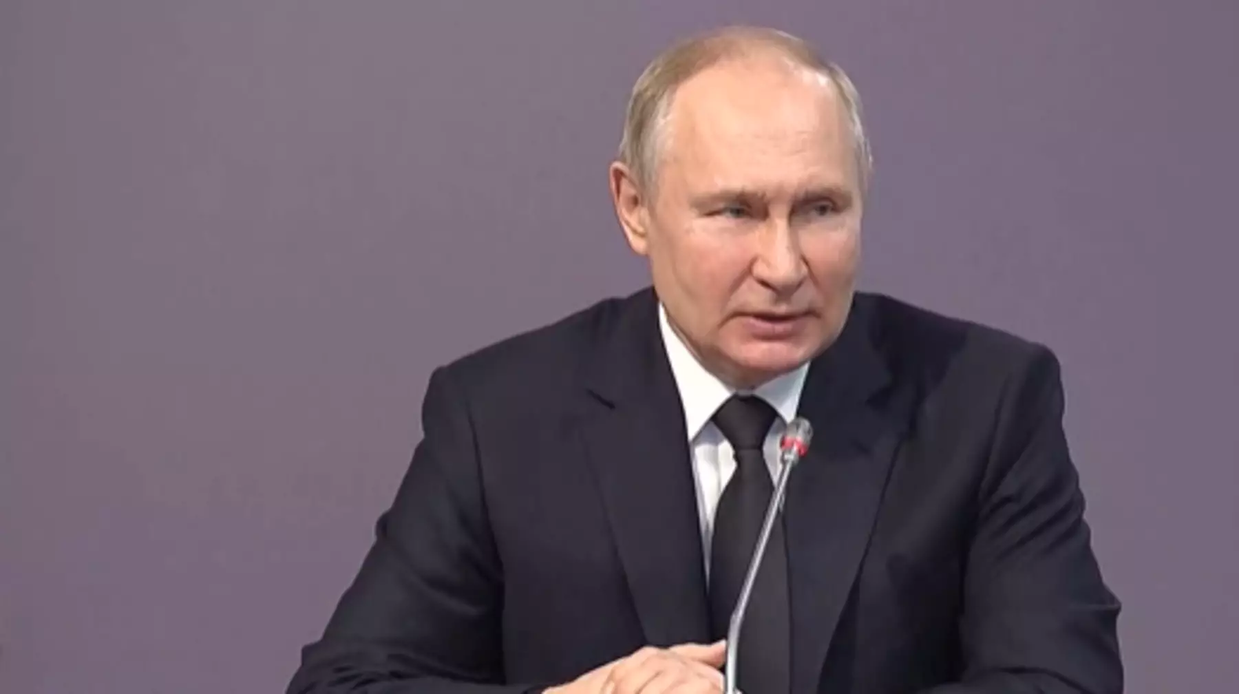 “Украина әскері "Ресей жерінен" кетсе соғысты тоқтатамыз”. Путин шұғыл мәлімдеме жасады