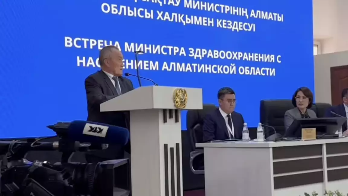 "Мүгедектерді Алла жазалаған". Алматы облысында шенеуніктің сөзі жұрттың ашуына тиді