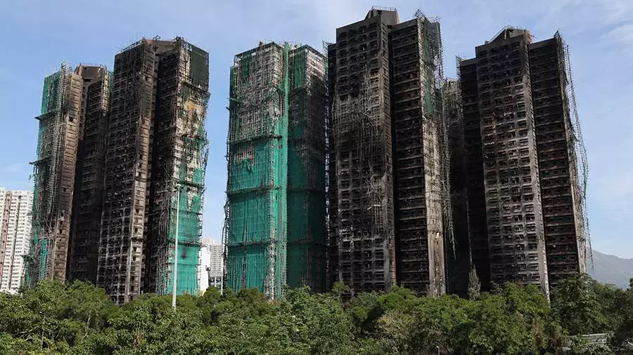 Гонконгта өрттен қаза тапқандардың отбасыларына 25,7 мың доллардан төленеді