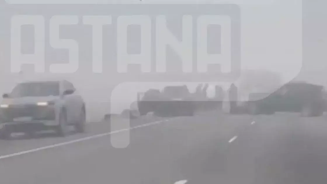 Төрт адам зардап шекті: Алматы-Өскемен тасжолында екі көлік соқтығысты (видео)