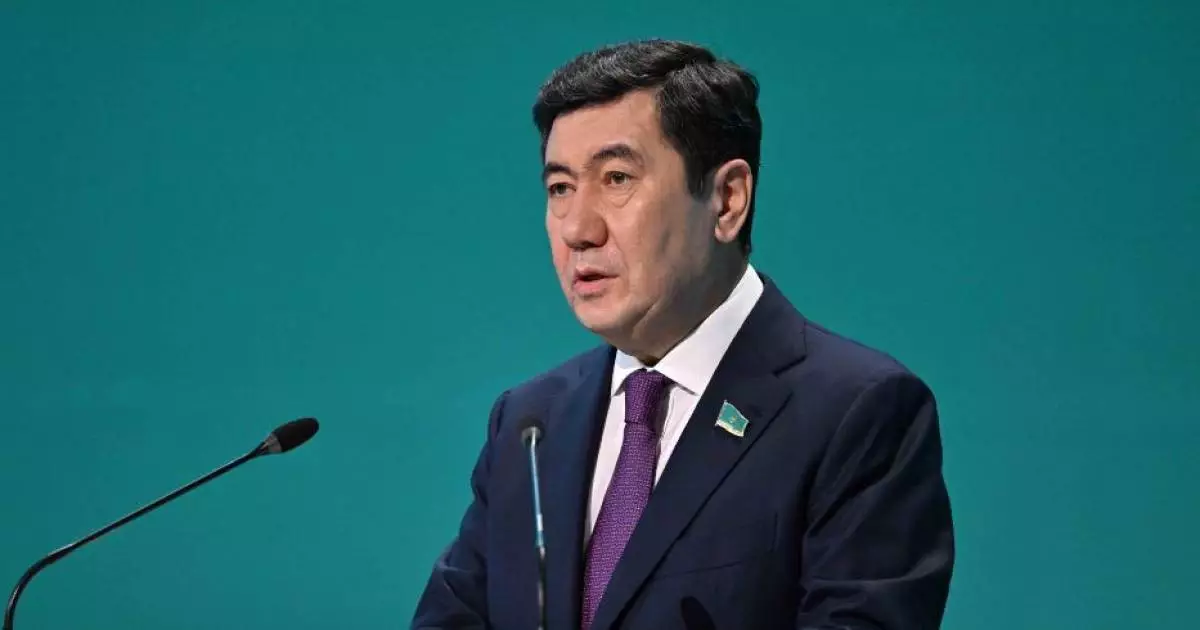  Ерлан Қошанов: Ауыл халқының тұрмысын көтеру – бүгінгі күннің басты талабы 