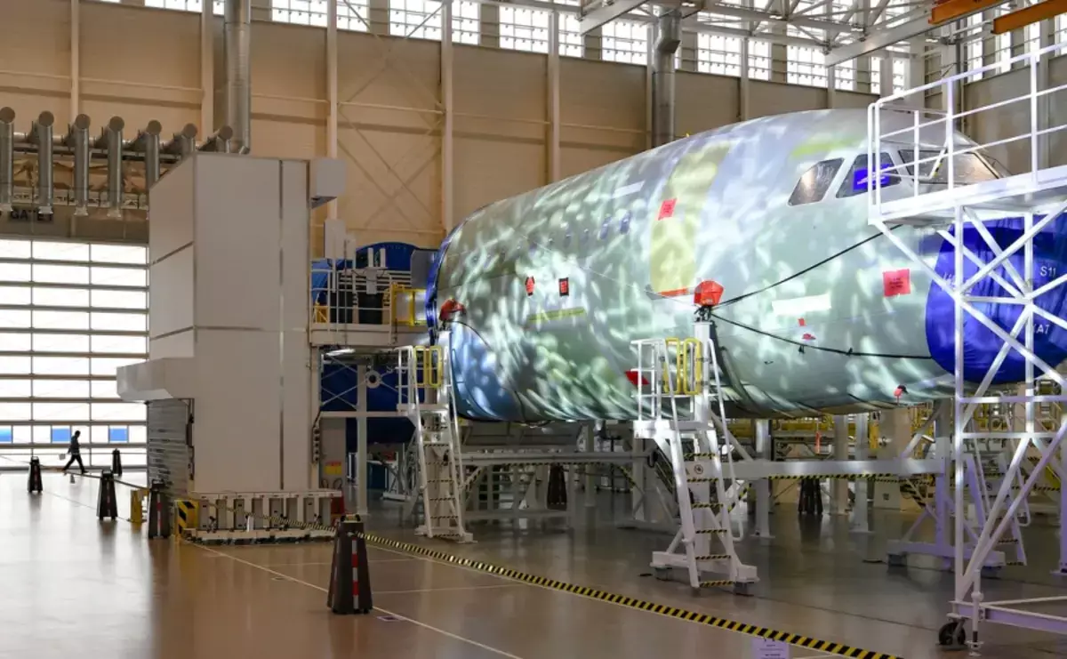 Глобальный хаос в небе: Airbus A320 заставляет авиакомпании отменять рейсы по всему миру - новости на Lada.kz 29.11.2025