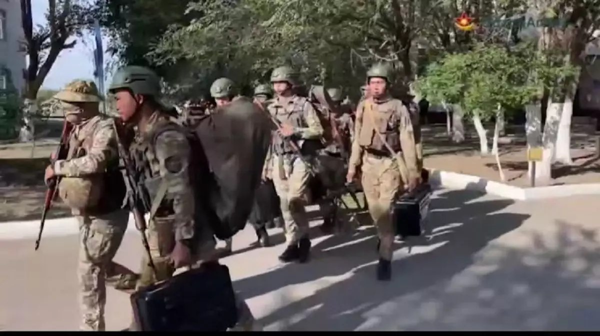 "Боевая готовность": Минобороны обратилось к казахстанцам с заявлением