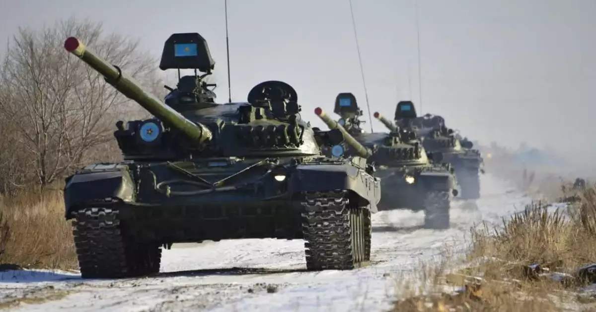  «Әскер жауынгерлік дайындықтың ең жоғары деңгейіне келтіріледі»: Қорғаныс министрлігі үндеу жасады (ВИДЕО) 