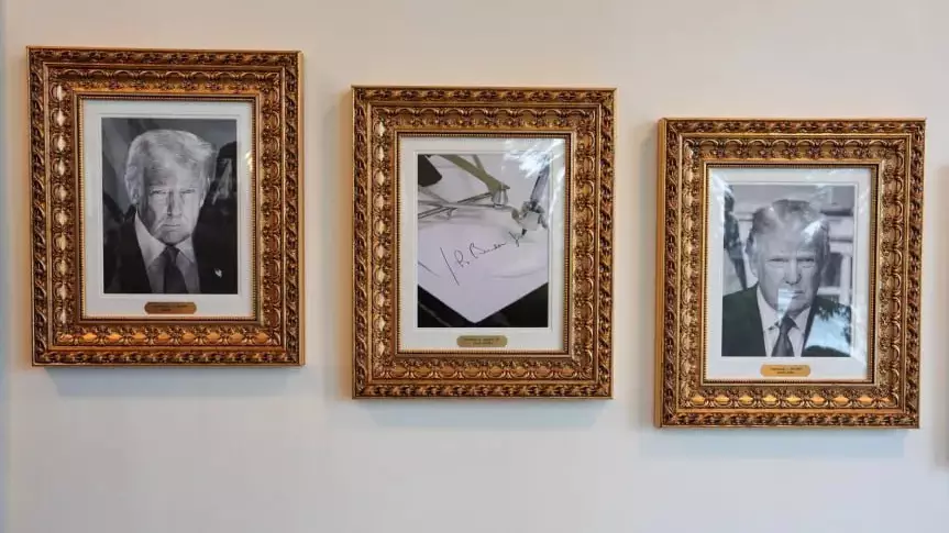 "Ешқандай да күші қалған жоқ". Трамп Байден қол қойған барлық құжаттардың күшін жойып тастадым деп "мақтанды"