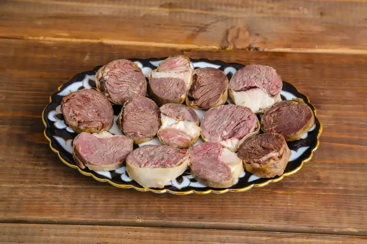 Сколько стоит согым в городах Казахстана