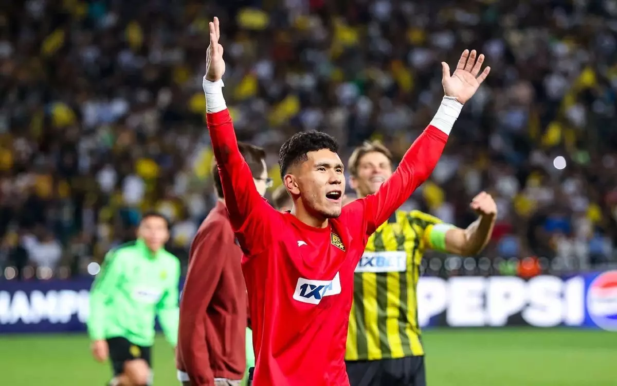 Темирлан Анарбеков вошел в топ-2 лучших игроков Лиги чемпионов