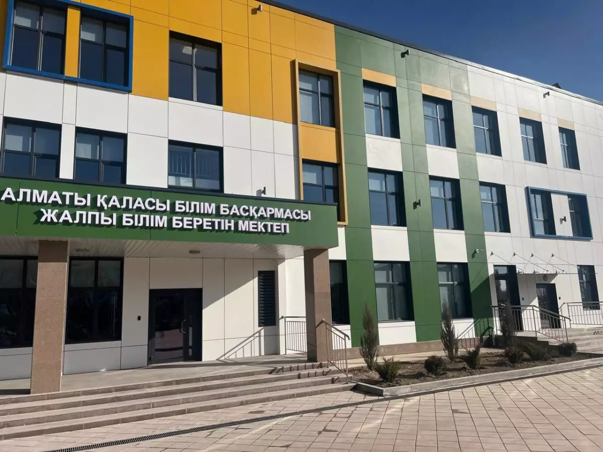 В Алматы завершается строительство 8 школ почти на 12 тыс. мест