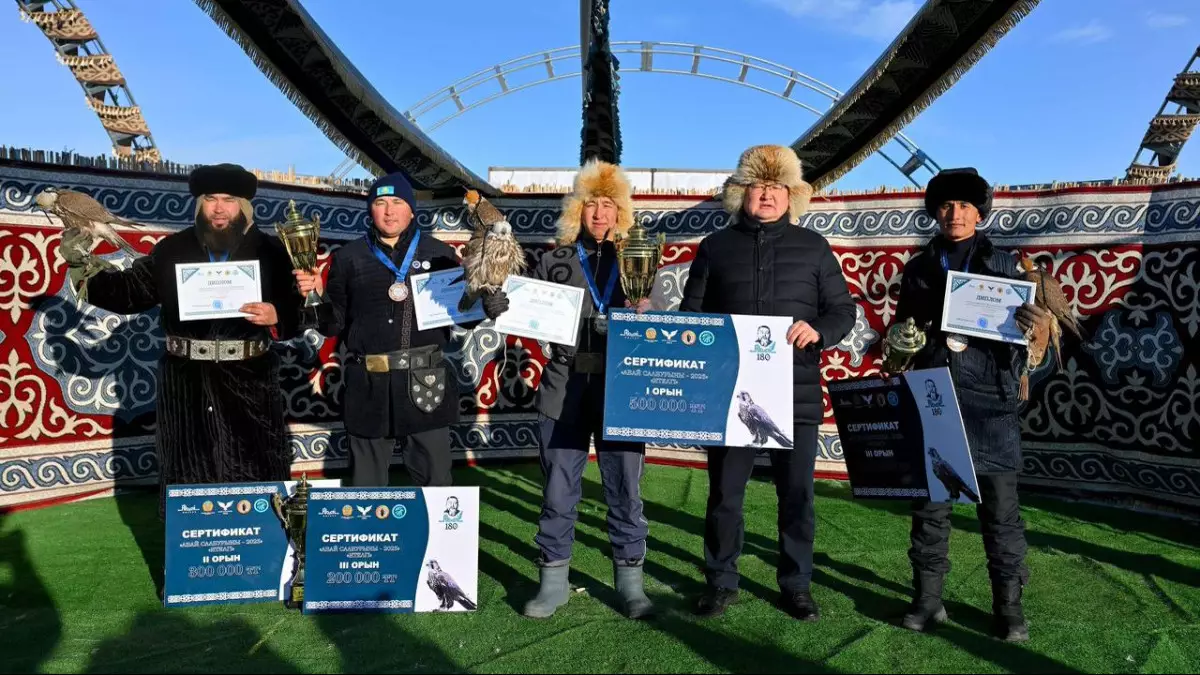 Абай облысында ұлттық салт-дәстүрді ұлықтаған салбурын сайысы өтті