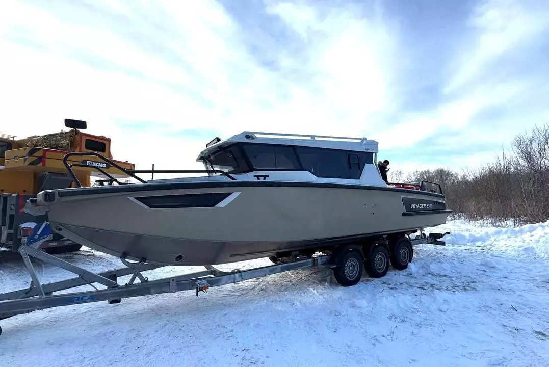 Спасатели ВКО получили новый катер