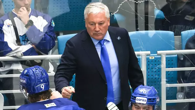 "Нашлись игроки, которые сломали игровую дисциплину". Кравец - о поражении "Барыса"