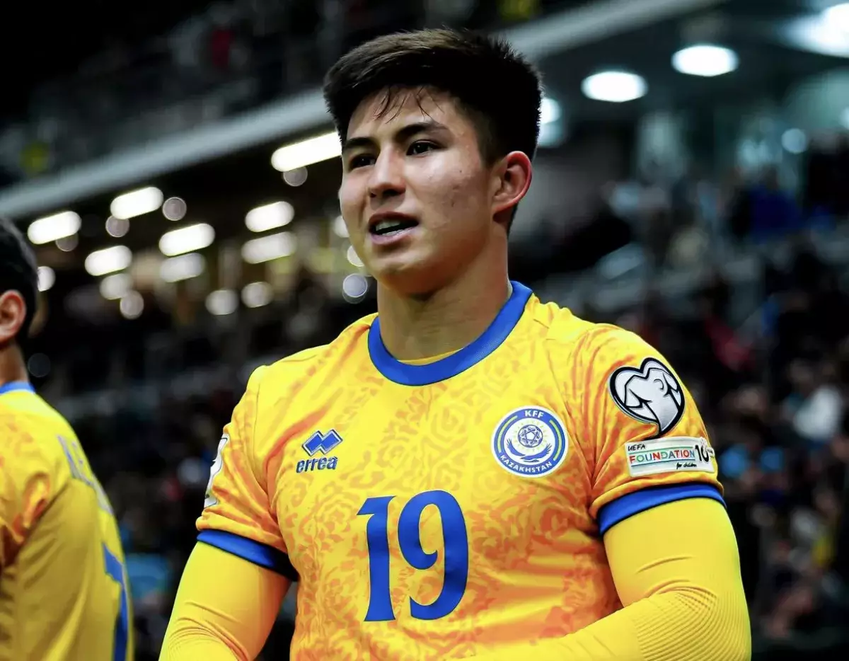 Қазақстандық әлемнің ең үздік футболшыларының бірі атанды