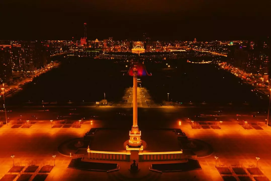 В Астане зажгли оранжевую подсветку в поддержку кампании "16 дней"