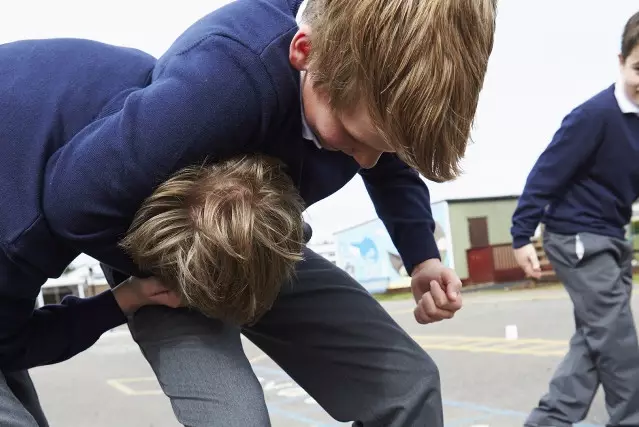 Недетская жестокость: в Караганде трое четвероклассников избили сверстника