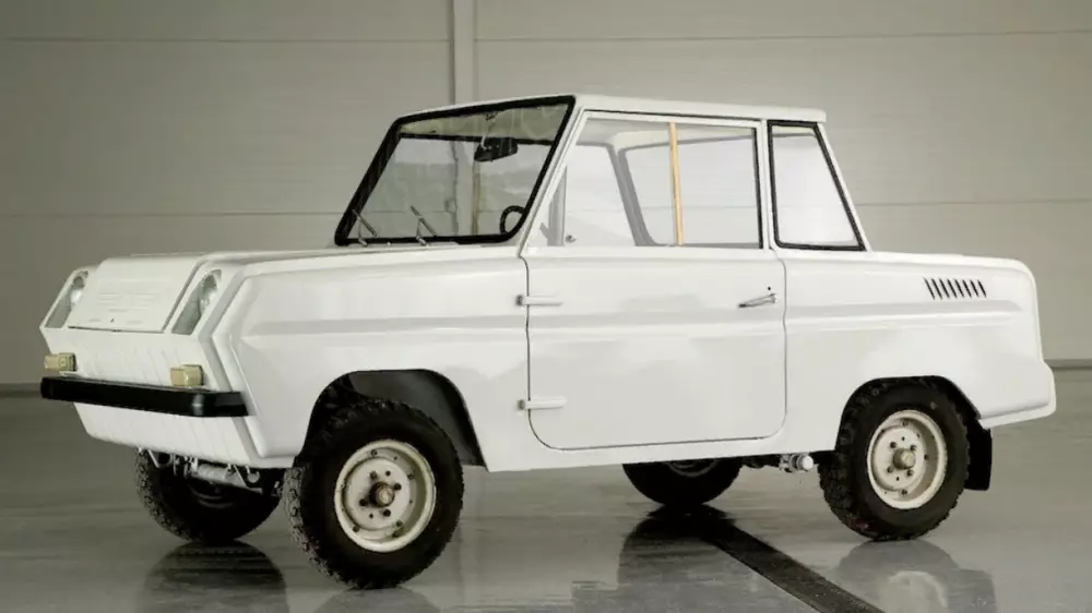 История автомобиля, который раздавали бесплатно