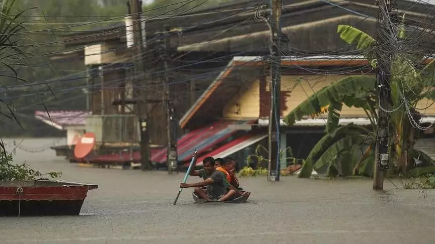 Таиландтың оңтүстігіндегі су тасқыны құрбандарының саны 162-ге жетті