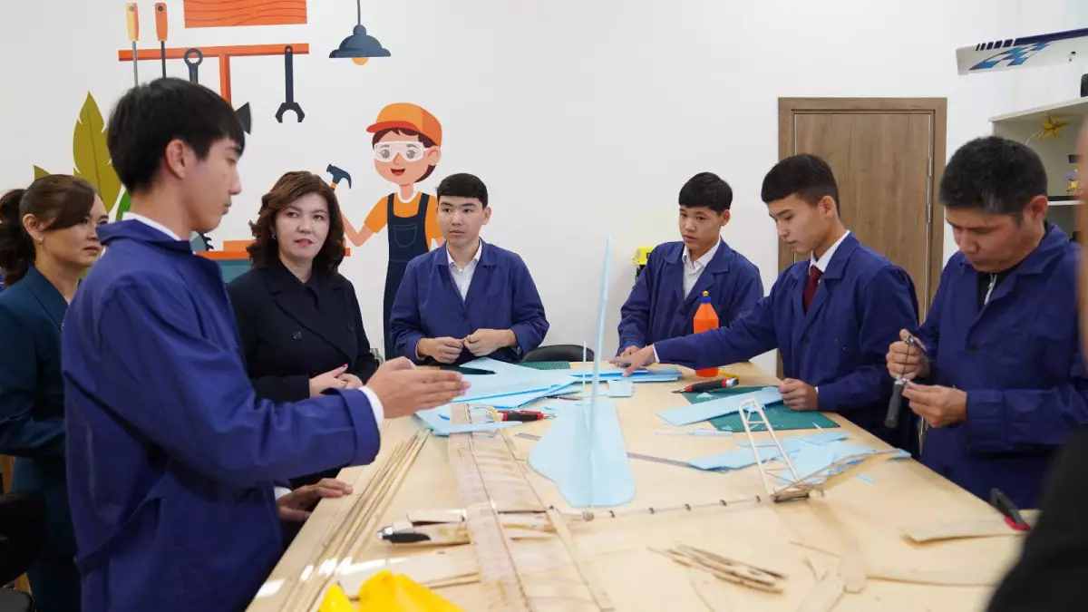 Кей мектеп пәндерін біріктіру: Оқу-ағарту министрі пікір білдірді