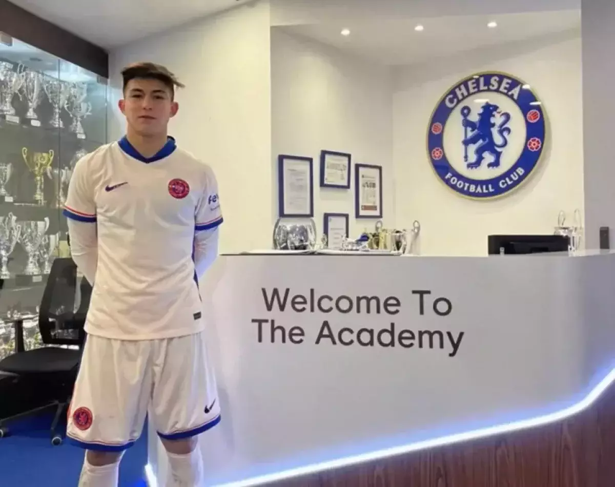 Pесейлік журналист Дастан Сәтпаевтың “Челсидегі” болашағы туралы айтты