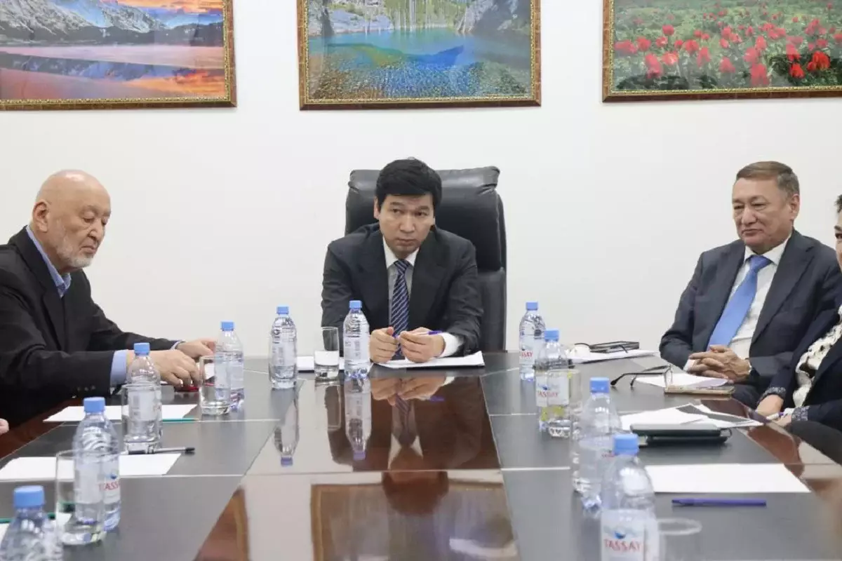 Алматыда кітапхана және кітап ісі саласының өзекті мәселелері талқыланды