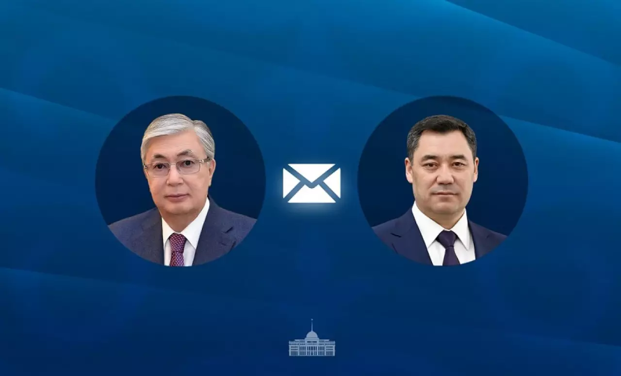 Токаев поздравил Жапарова с успешным проведением выборов в Жогорку Кенеш