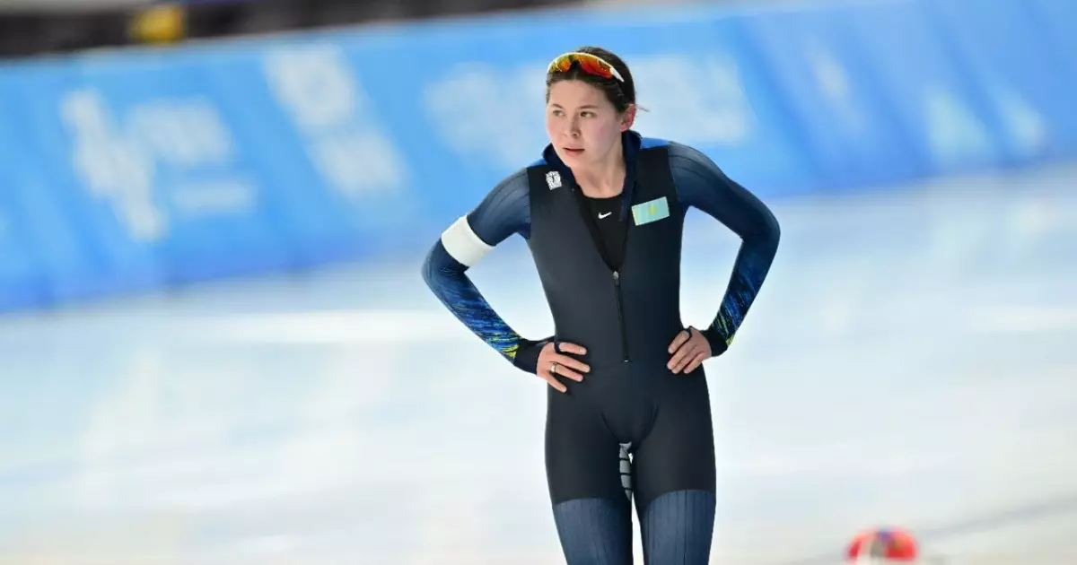   Конькимен жүгіру: Кристина Шумекова Әлем кубогында екі алтын медаль жеңіп алды   