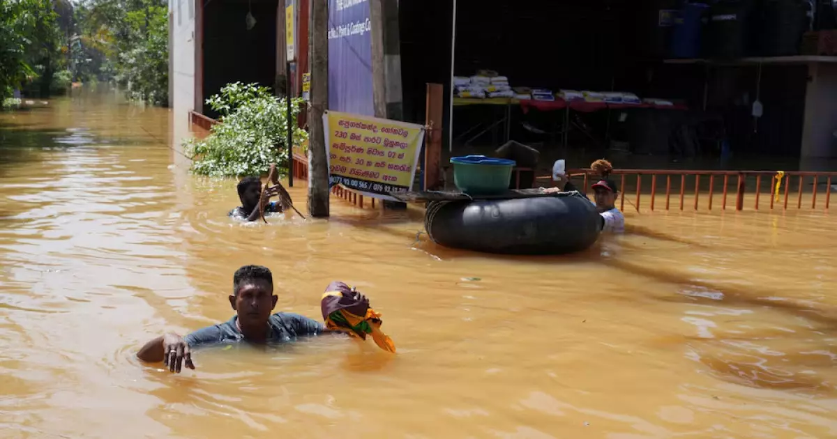   Шри-Ланкада тропикалық циклон салдарынан 212 адам қаза тауып, 218 адам із-түссіз жоғалды   