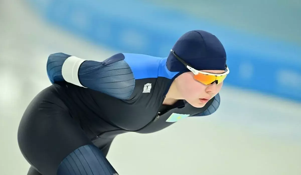 Кристина Шумекова конькимен жүгіруден Әлем кубогында үшінші алтын медалін жеңіп алды