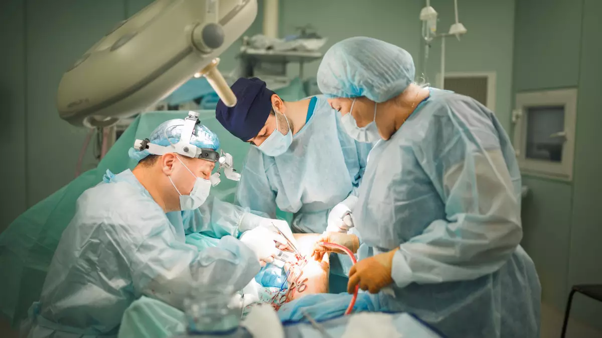 Алматыда алғаш рет науқастарға жүрек стимуляциясы орнатылды