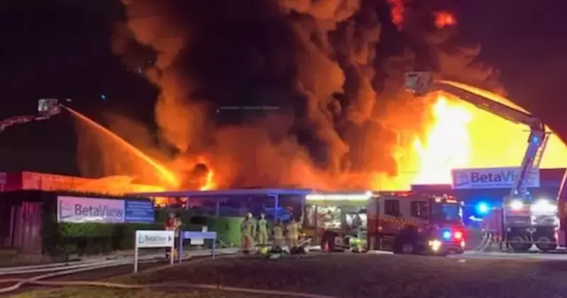 Мощный взрыв прогремел на мусорном заводе в Австралии