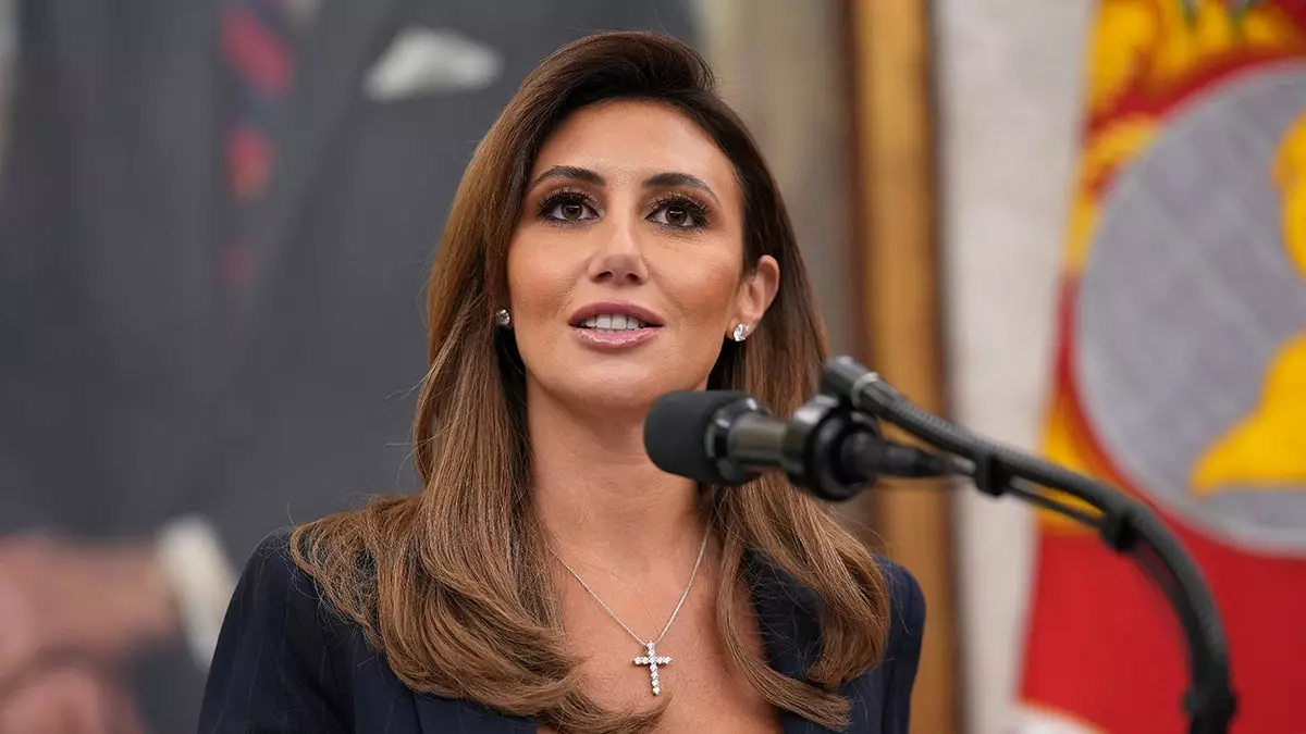 Алина Хабба назвала иммиграционную политику Байдена «полным провалом» после гибели военнослужащих Нацгвардии в засаде.