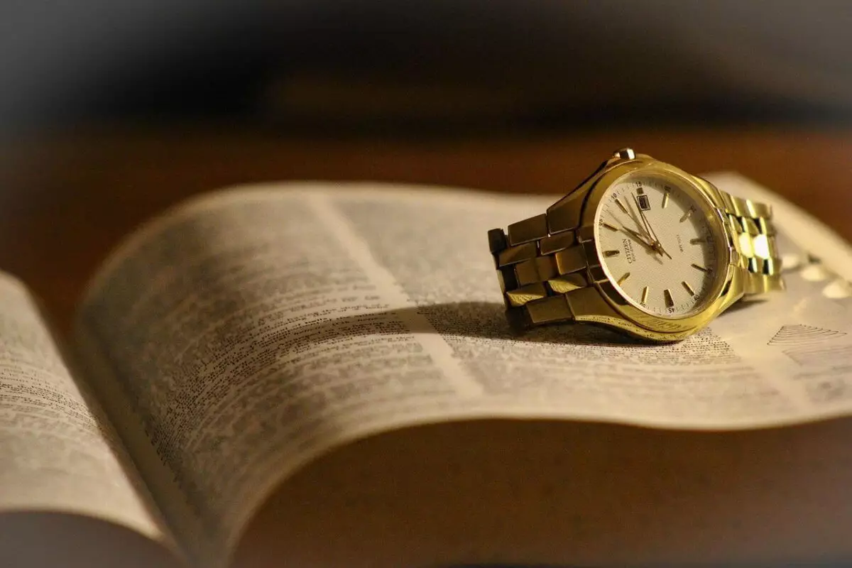 Оксфордский словарь определился со словом 2025 года