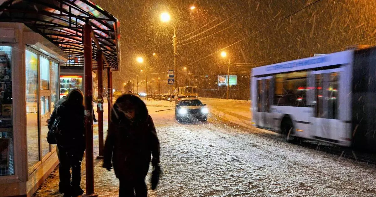  Абай облысында жасөспірімді автобустан мәжбүрлі түрде қараңғыда түсіріп жіберген 