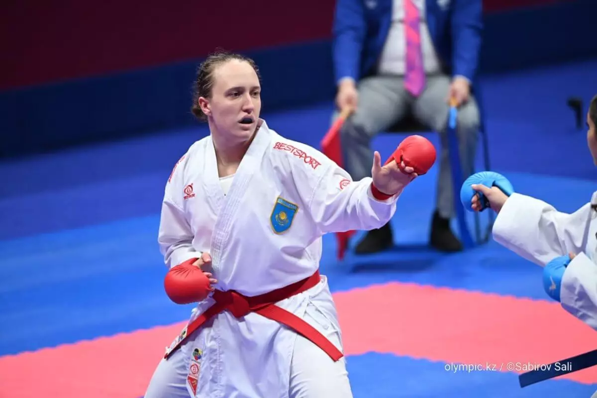 Софья Берульцева завоевала "серебро" чемпионата мира по карате