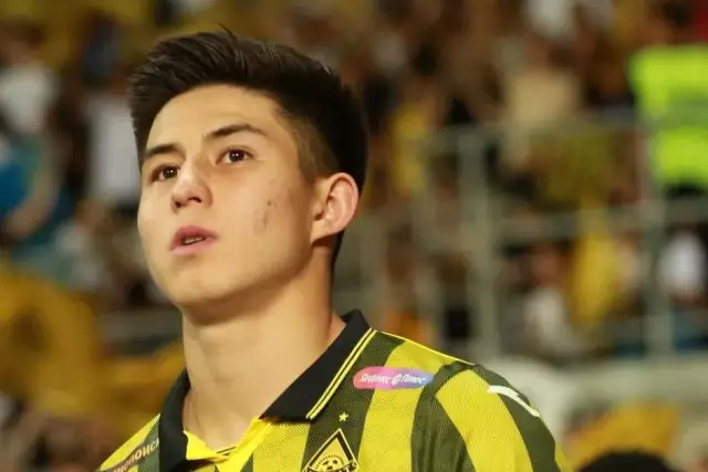 «Бапкер сары қағаз алуын өтінген»: УЕФА Дастан Сәтпаевқа шара қолдануы мүмкін