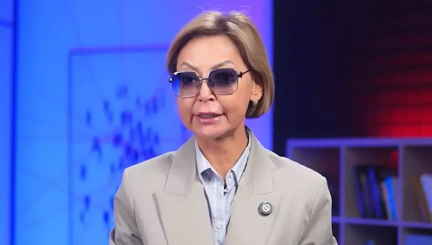 Сразу несколько уголовных дел завели на Бажкенову, ведутся обыски