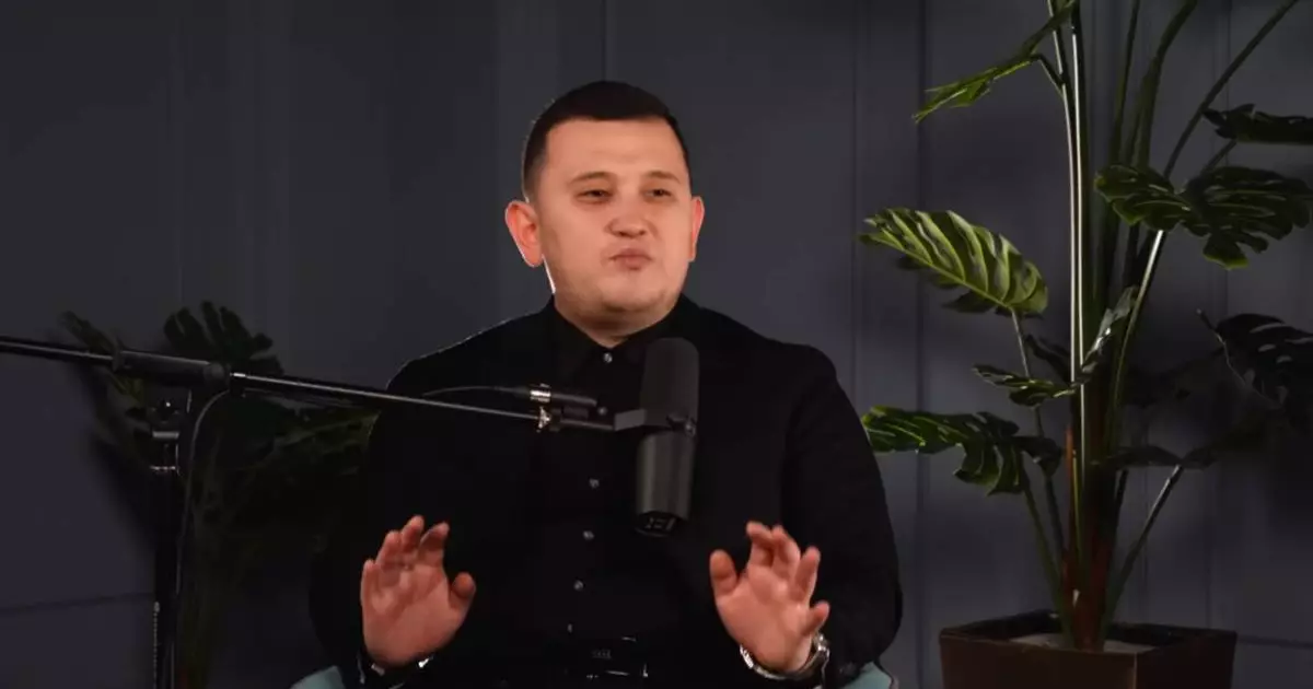  Балалы болсаң көлік пен пәтер береміз дегендер құттықтауға жараған жоқ – Елдос Колобек ренішін жеткізді 