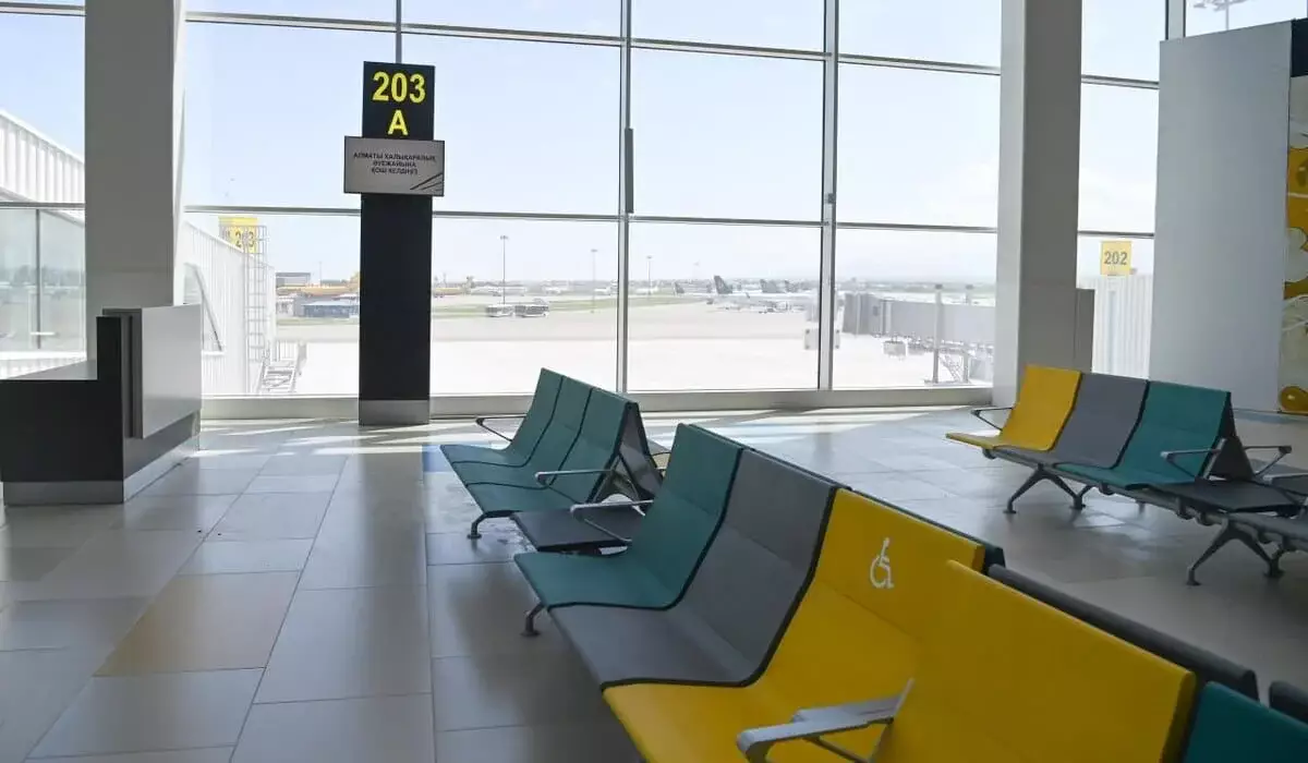 В аэропорту Алматы задержаны иностранцы с новорожденными: возбуждено уголовное дело