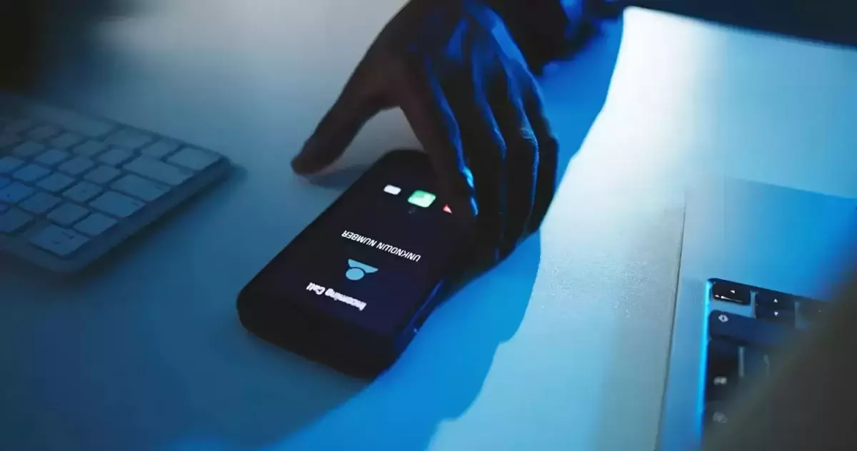 Три фразы - и телефонные мошенники исчезнут сами: советы гипнологов