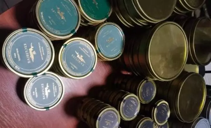 Попытки незаконного ввоза мяса птицы и икры выявили на границе Казахстана