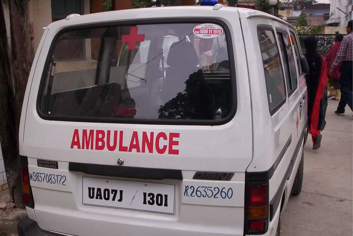 В Индии лоб в лоб столкнулись два автобуса, 11 человек погибли