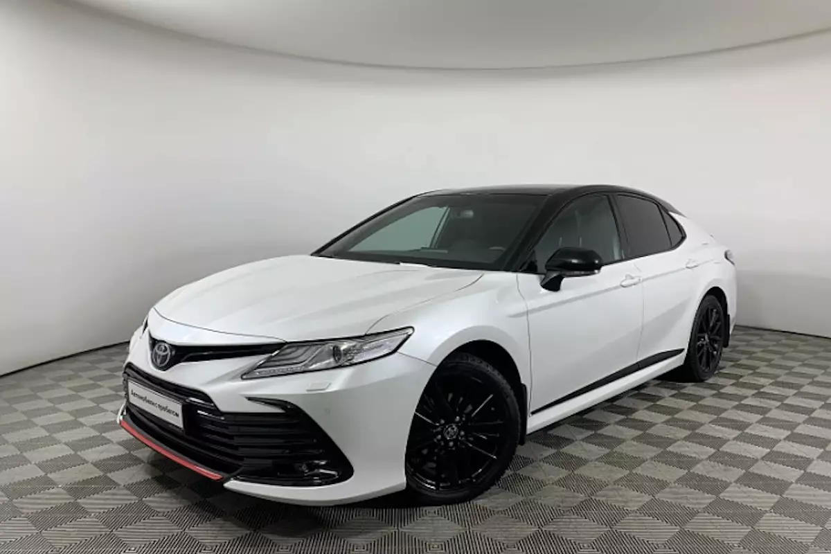 Утильсбор свыше 20 млн тенге за «Camry»: как новые правила меняют авторынок в России