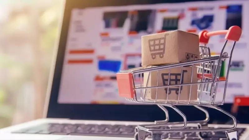 Каталог раздора: в Минторговли прокомментировали возможность остановки всей онлайн-торговли с 2026 года