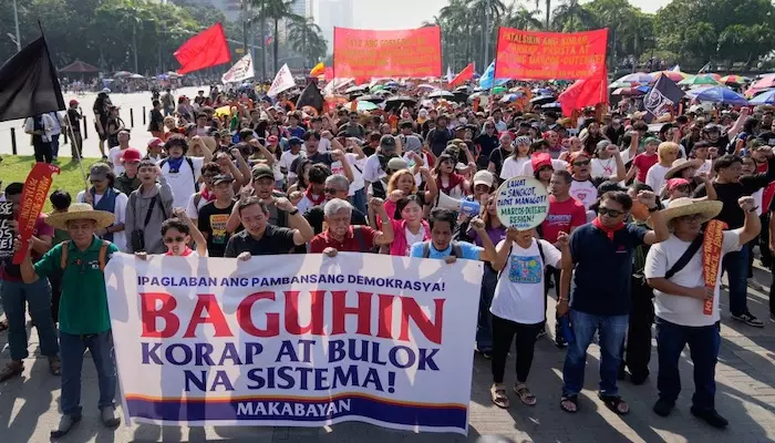 Казахстан протестует против удара украинского дрона по терминалу ТШО