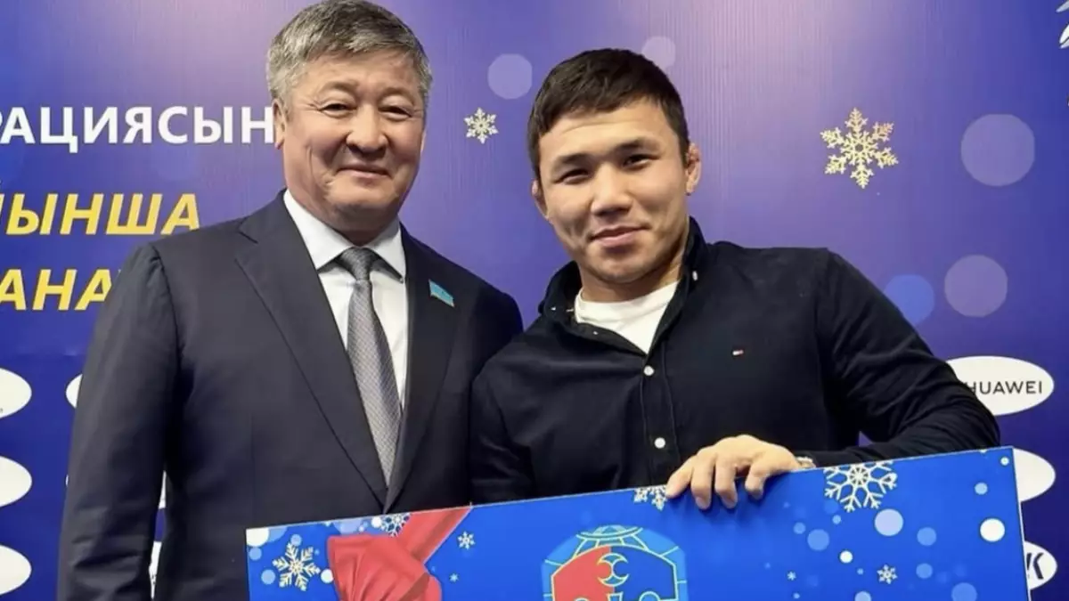 Қоғамдық резонанстан кейін Нұрқожа Қайпановқа уәде етілген пәтер кілті табысталды