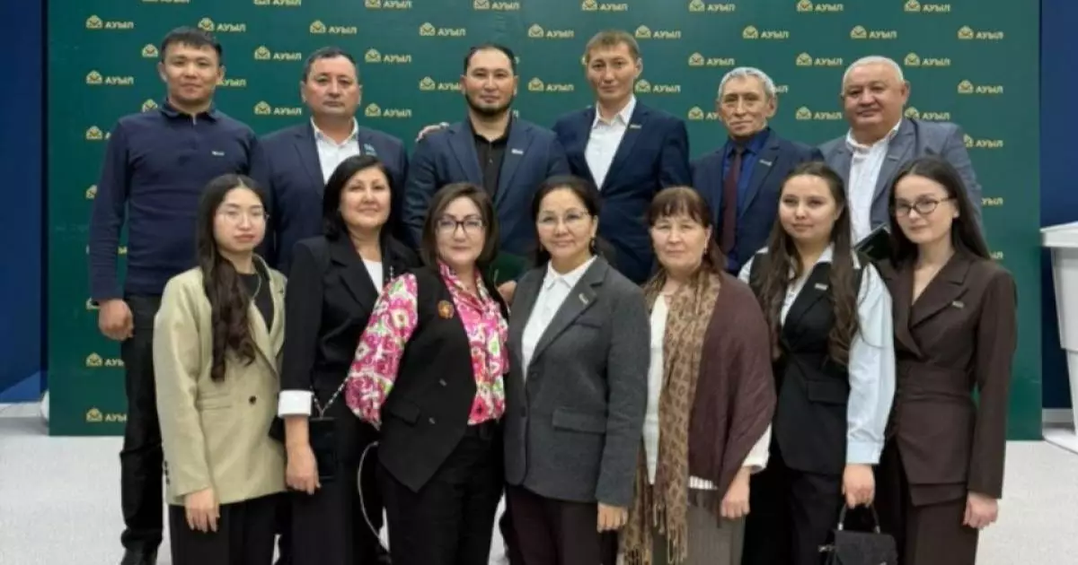  «Ауыл» партиясы Абай облысы бойынша өңірлік филиал делегациясы: Қарағандыда өткен топтастырылған семинарға қатысты 